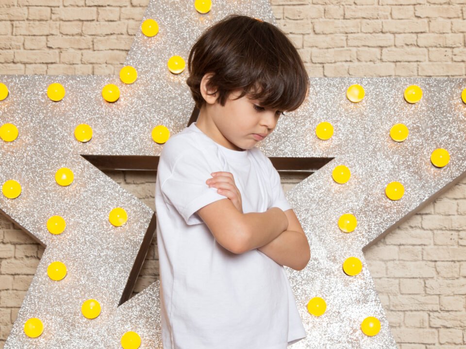 التعامل مع الطفل المتمرد